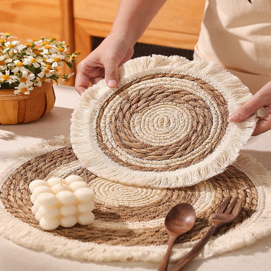 Tassel Grass Insulated Dining Table Mat – Heat-Resistant Placemat for Kitchen, Dining & Home Décor