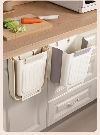 No-Bend Hanging Kitchen Trash Can – Foldable 9L Waste Bin for Cabinet Doors.