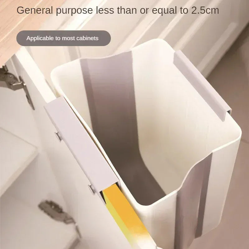 No-Bend Hanging Kitchen Trash Can – Foldable 9L Waste Bin for Cabinet Doors.